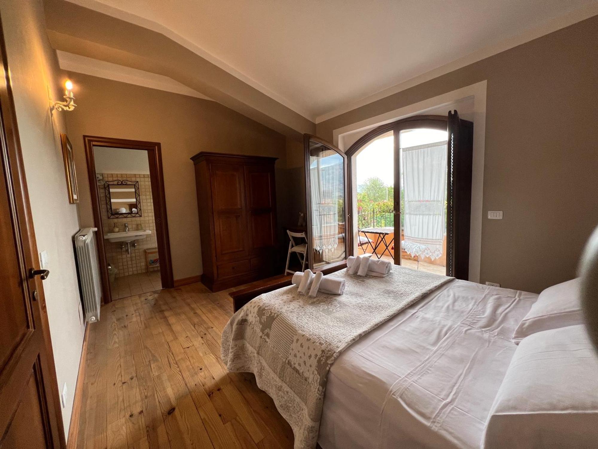 Bed & Breakfast Le Piagge 스쿠르콜라 마르시카나 외부 사진
